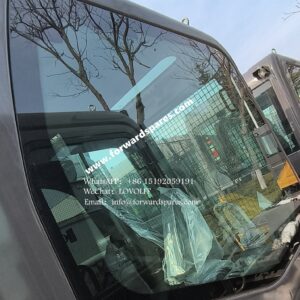 RE44-81A000001A0 Right Glass